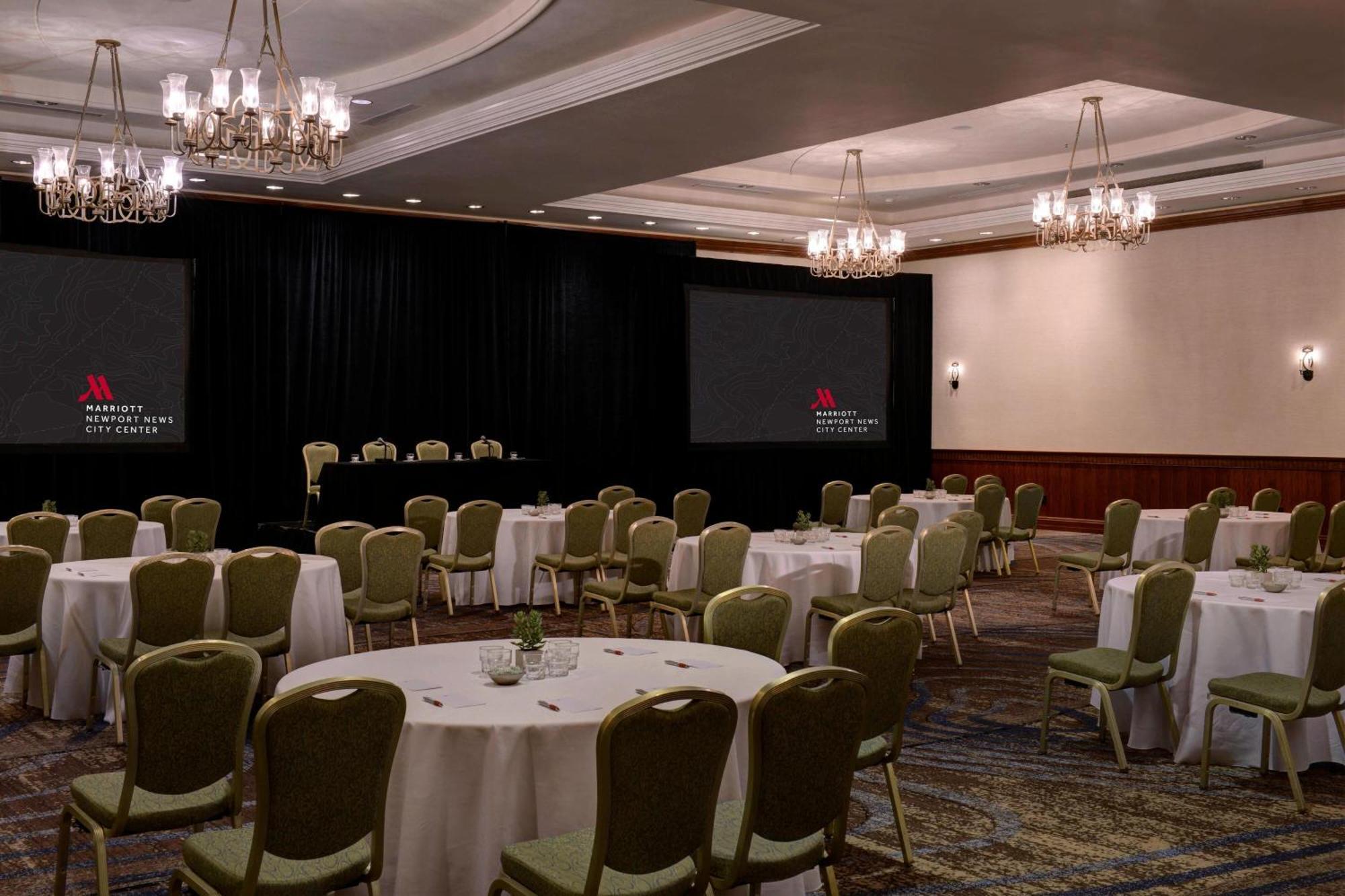 Newport News Marriott At City Center Exterior photo