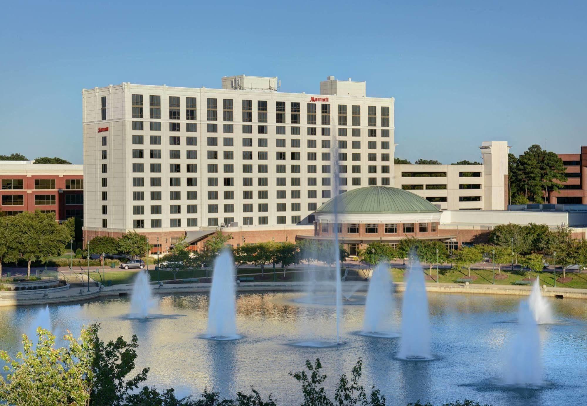 Newport News Marriott At City Center Exterior photo